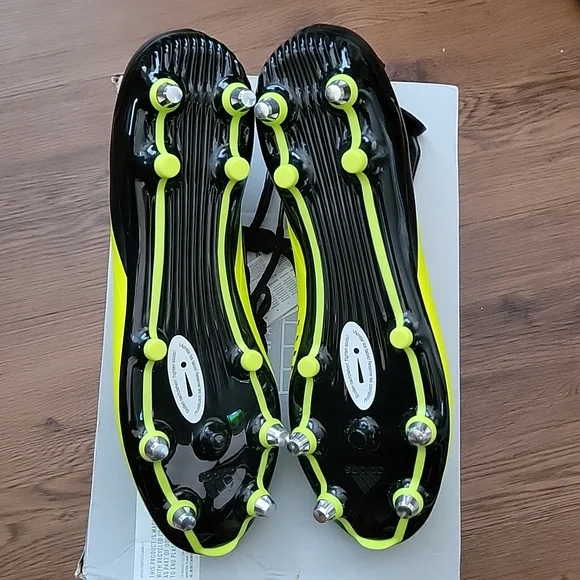 NIB Adidas Malice Rugby Cleat Boots - Picture 3 of 4